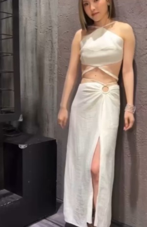 林欣彤八字分析视频封面